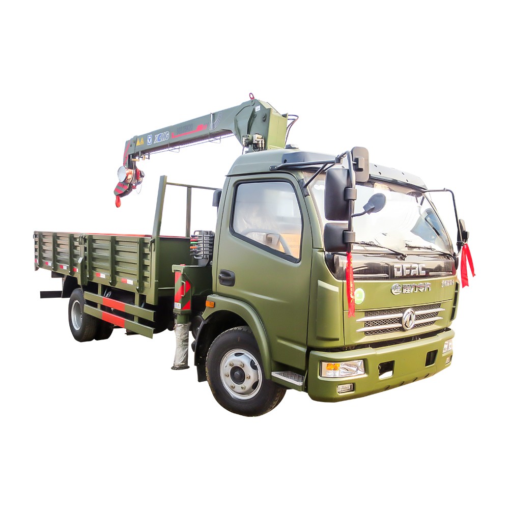 Dongfeng 6 Wheel Crane With Truck